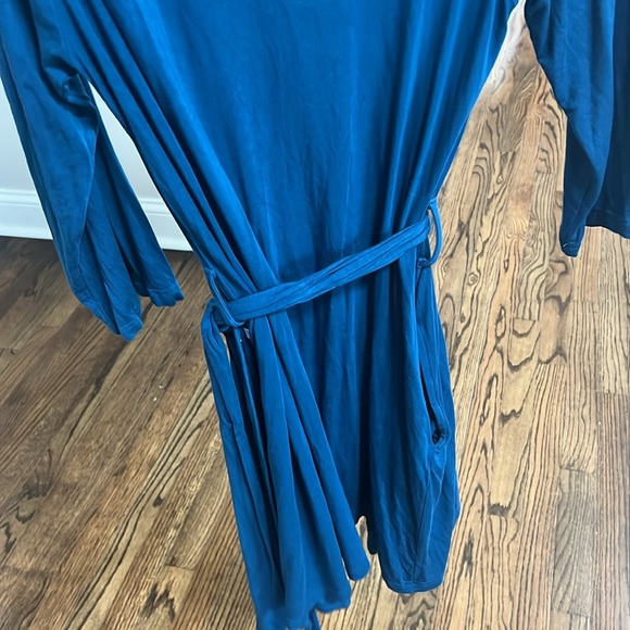 Posh Peanut Bamboo Super Soft Robe - Picture 9 of 11